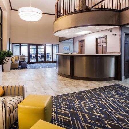 Отель Baymont By Wyndham Madison West/Middleton Wi West Экстерьер фото