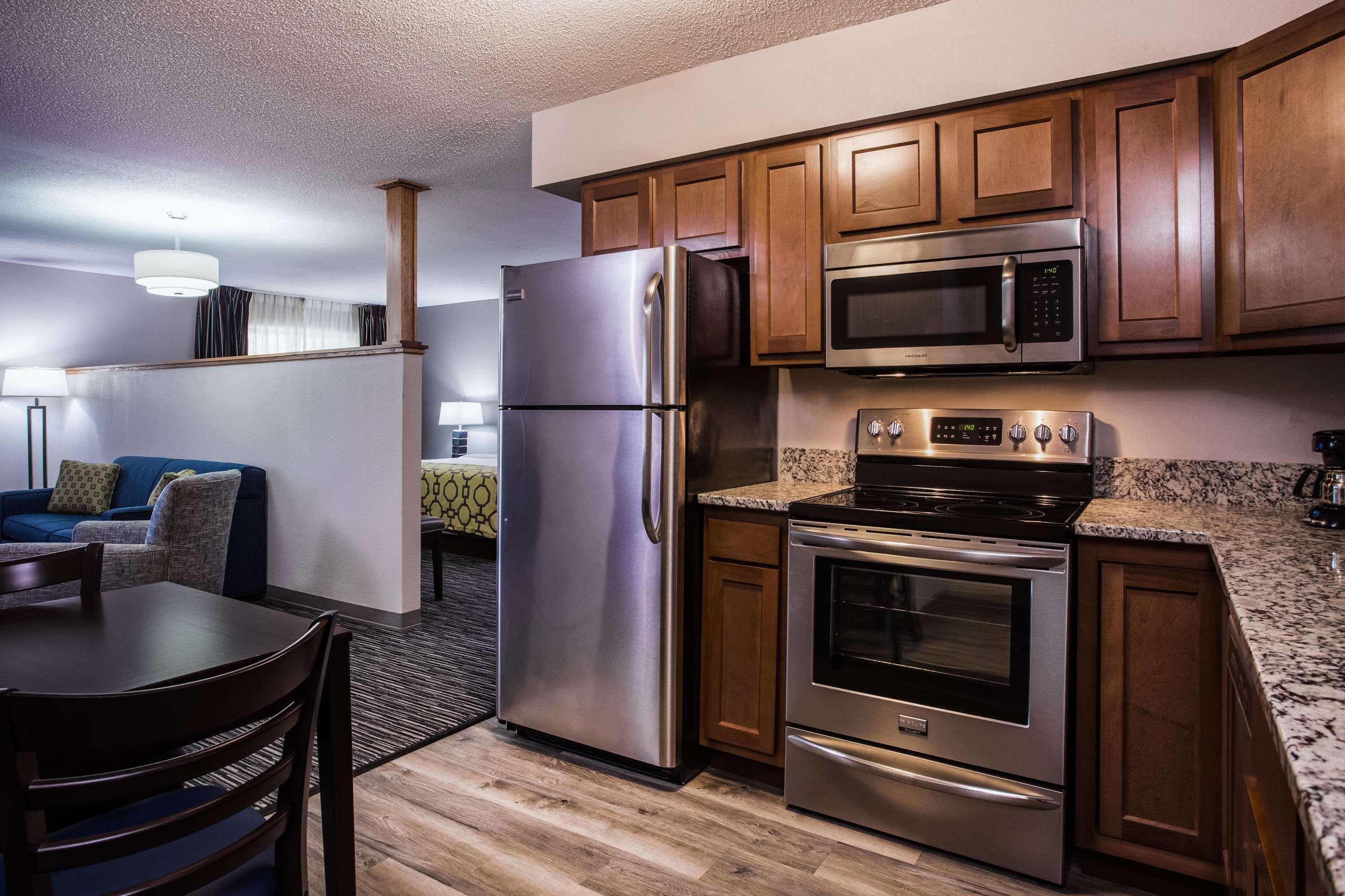 Отель Baymont By Wyndham Madison West/Middleton Wi West Экстерьер фото